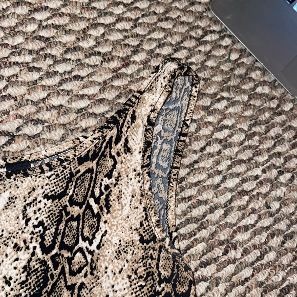 Crop top - Picture 4 of 4